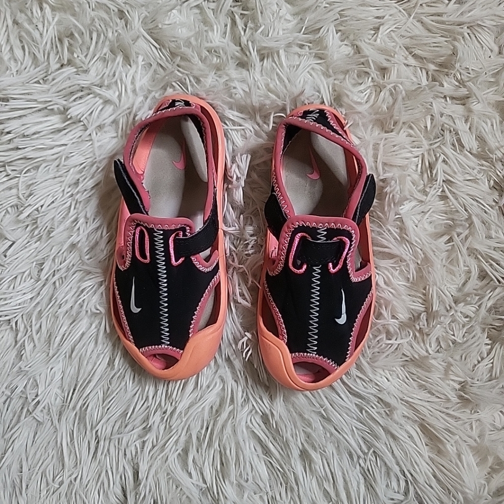 Nike Sunray Protected Sandals Neoprene Water Shoes Kids Girls Pink Black Size 7